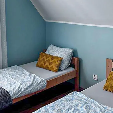 4 Bedroom Beautiful In *