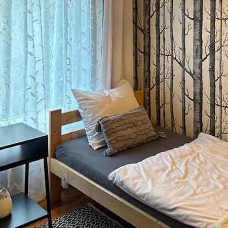 4 Bedroom Beautiful In Casa de Férias